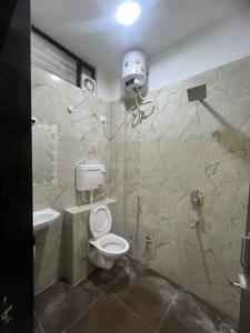 Bathroom Image of 600 Sq.ft 1 RK Apartment / Flat for rent in Scheme No 114 Indore for Rs. 13000