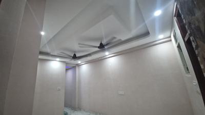 Living Room Image of 950 Sq.ft 2 BHK Apartment / Flat for sale in Sector 89 Noida for Rs. 3300000