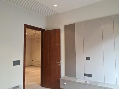 Bedroom Image of 1800 Sq.ft 3 BHK Builder Floor for sale in Paschim Vihar New Delhi for Rs. 39000000