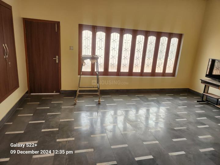 Mahmoorganj Bedroom 1