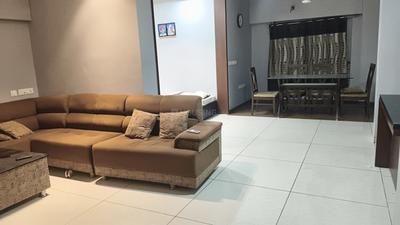 Living Room Image of 2432 Sq.ft 3.5 BHK Apartment / Flat for sale in Adani Water Lily, Shantigram Ahmedabad for Rs. 18500000