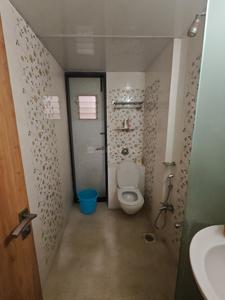 Bathroom Image of 950 Sq.ft 2 BHK Apartment / Flat for sale in Matunga East Mumbai for Rs. 38500000