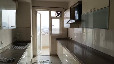 Kitchen Image of 2025 Sq.ft 3 BHK Apartment / Flat for sale in Emaar Imperial Gardens, Sector 102 Gurgaon for Rs. 24000000