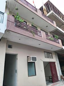 Building Image of 500 Sq.ft 1 RK Apartment / Flat for rent in Sector 30 Gurgaon for Rs. 17000