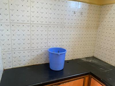 Kitchen Image of 200 Sq.ft 1 RK Builder Floor for rent in Halasuru Bengaluru for Rs. 11500