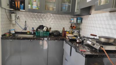 Kitchen Image of 750 Sq.ft 2 BHK Apartment / Flat for rent in Godrej Green Vistas, Mahalunge Pune for Rs. 26999
