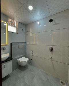 Bathroom Image of 995 Sq.ft 2 BHK Apartment / Flat for sale in Ambattur Chennai for Rs. 6899000