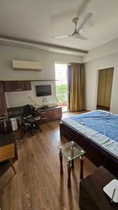 Bedroom Image of 2575 Sq.ft 4 BHK Apartment / Flat for rent in DLF The Primus, Sector 82A Gurgaon for Rs. 72000