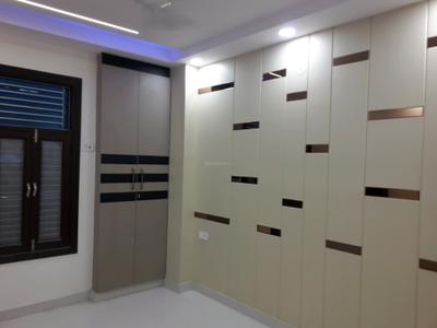 Bedroom Image of 900 Sq.ft 3 BHK Apartment / Flat for sale in Dwarka Mor New Delhi for Rs. 5800000