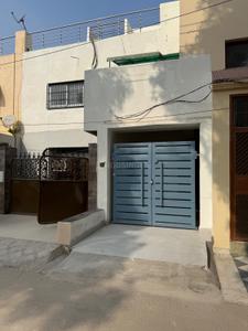 Image of 1000 Sq.ft 1 RK Builder Floor for rent in Sector 31, Gurgaon for Rs. 15000