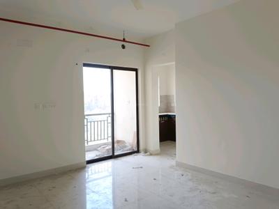 Living Room Image of 890 Sq.ft 2 BHK Apartment / Flat for sale in Primarc Southwinds, Rajpur Kolkata for Rs. 6000000
