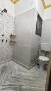 Bathroom Image of 700 Sq.ft 2 BHK Builder Floor for sale in New Ashok Nagar New Delhi for Rs. 3500001