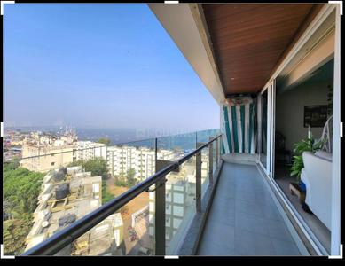 Balcony Image of 2500 Sq.ft 4 BHK Duplex for sale in Spark Desai Oceanic, Worli Mumbai for Rs. 115000000