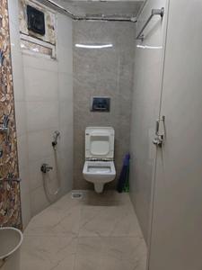Common Bathroom One Image of 650 Sq.ft 2 BHK Apartment / Flat for sale in Dahisar East Mumbai for Rs. 13800000