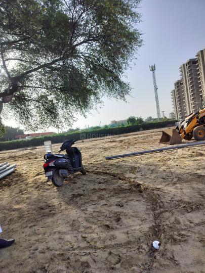Surat Nagar Main Image 1