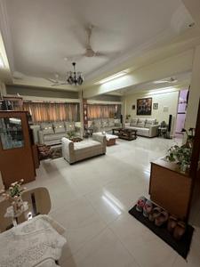 3.5 BHK Flat