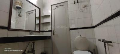 Bathroom Image of 1176 Sq.ft 2 BHK Independent House for rent in Sector 7 Gurgaon for Rs. 19999