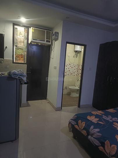 Shekhawat rooms dlf phase 3 Bedroom 1