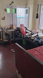 Bedroom Image of Ladies PG Near Ordinance Factory Jessore Road in Nagerbazar, Kolkata