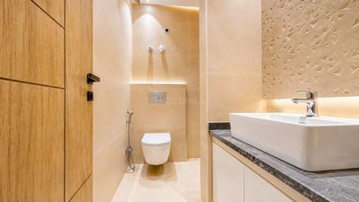 Bathroom Image of 2699 Sq.ft 4 BHK Builder Floor for sale in Paramount Luxury Floors Sushant Lok 3, Sector 57 Gurgaon for Rs. 32000000