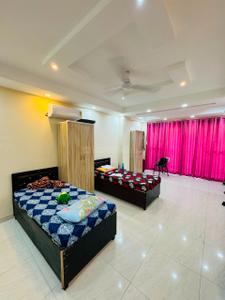 Bedroom Image of Comfort N stay  in Sector 32, Gurgaon