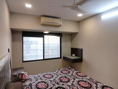 Bedroom Image of 2800 Sq.ft 4 BHK Apartment / Flat for sale in Riddhi Siddhi Vriddhi Apartments, Juhu Mumbai for Rs. 141000000