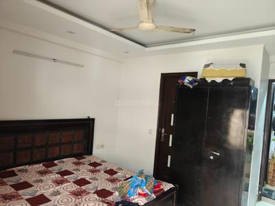 Bedroom Image of 1800 Sq.ft 3 BHK Builder Floor for sale in Ashok Vihar New Delhi for Rs. 37500000