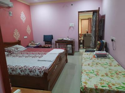 Bedroom Image of 2025 Sq.ft 3 BHK Apartment / Flat for sale in Prakasam Nagar Rajahmundry for Rs. 11500000