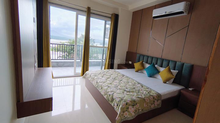 298 The Ganges Main Image 1