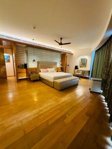 Balcony Image of 3850 Sq.ft 4 BHK Apartment / Flat for sale in Jaypee The Sun Court, Jaypee Greens Greater Noida for Rs. 74500000