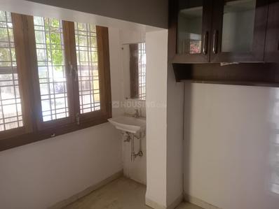 Bathroom Image of 900 Sq.ft 3 BHK Apartment / Flat for rent in Indrapuri Bhopal for Rs. 26000