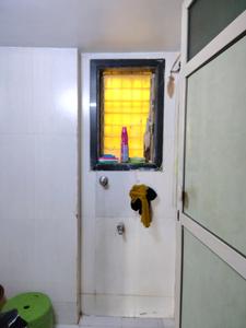 Common Bathroom Image of 730 Sq.ft 1 BHK Apartment / Flat for rent in Hiranandani The Walk, Hiranandani Estate Thane for Rs. 40000