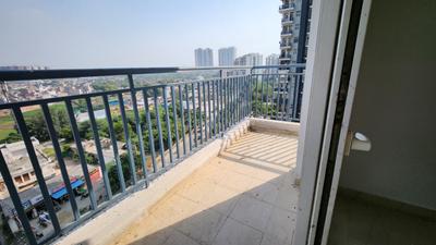 Balcony Image of 1000 Sq.ft 2 BHK Apartment / Flat for sale in Rishabh Cloud 9 Towers, Vaishali Ghaziabad for Rs. 10800000
