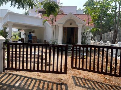 Balcony Image of 2400 Sq.ft 3 BHK Villa for rent in Kovalam Chennai for Rs. 45000