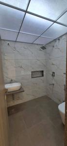Bathroom Image of 1420 Sq.ft 3 BHK Apartment / Flat for rent in Apte Indradhanu Phase 2, Laxmi Vishnu Chawl Solapur for Rs. 26000