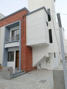 Image of 1800 Sq.ft 4 BHK Duplex for rent in Sunpharma Road, Vadodara for Rs. 20000