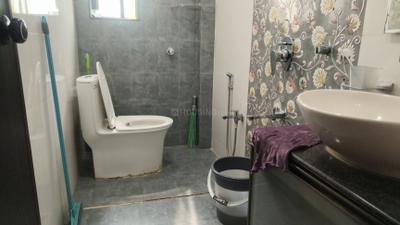 Image of 1050 Sq.ft 2 BHK Apartment / Flat for rent in Malkani Blue Line, Viman Nagar, Pune for Rs. 50000