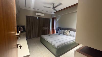 Bedroom Image of 3600 Sq.ft 4 BHK Apartment / Flat for sale in Shivalik Avenue, Bodakdev Ahmedabad for Rs. 36000000