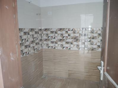 Bathroom Image of 5000 Sq.ft 6 BHK Independent House for sale in Sector 47 Noida for Rs. 72500000