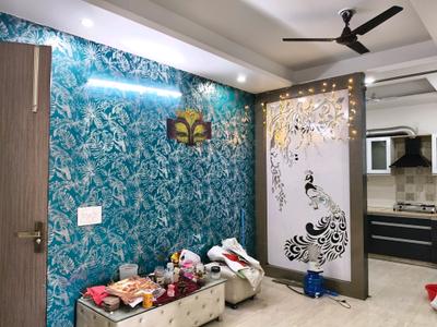 Living Room Image of 1500 Sq.ft 2 BHK Builder Floor for rent in Sector 69 Gurgaon for Rs. 30000