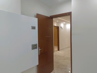 Bedroom Image of 850 Sq.ft 3 BHK Builder Floor for sale in Sector 23 Rohini New Delhi for Rs. 9500000