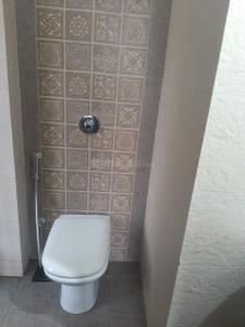 Bathroom Image of 1366 Sq.ft 3 BHK Apartment / Flat for rent in Samraat Tropicano, Anandvalli Nashik for Rs. 45000