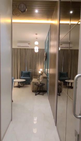 N Rose Northern Hills Main Image 1