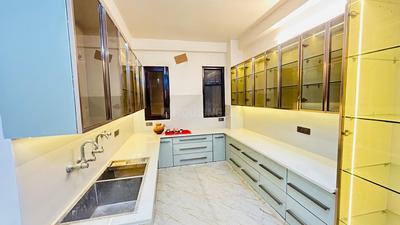 Kitchen Image of 1500 Sq.ft 3 BHK Apartment / Flat for sale in Sector 100 Noida for Rs. 7500000