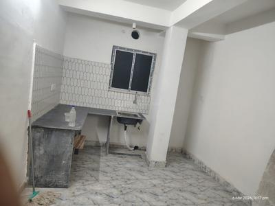Kitchen Image of 500 Sq.ft 2 BHK Builder Floor for sale in Topsia Kolkata for Rs. 1400000