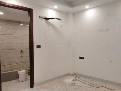 Bedroom Image of 1350 Sq.ft 3 BHK Apartment / Flat for sale in Satbari New Delhi for Rs. 13000000