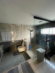 Bathroom Image of 4000 Sq.ft 4 BHK Apartment / Flat for rent in Sanjaynagar Bengaluru for Rs. 190000