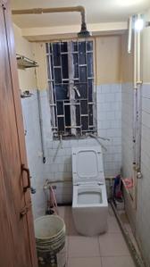 Bathroom Image of 445 Sq.ft 1 BHK Apartment / Flat for sale in Dhakuria Kolkata for Rs. 1800000