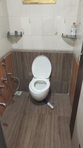 Image of 2000 Sq.ft 3 BHK Apartment / Flat for rent in Vastrapur, Ahmedabad for Rs. 45000