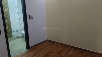 Bedroom Image of 900 Sq.ft 2 BHK Builder Floor for rent in Sector 16 Rohini New Delhi for Rs. 22000